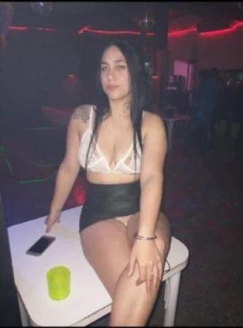 Camila Souza — 6 / 9