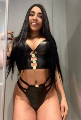 Aless, Escort, Berlin