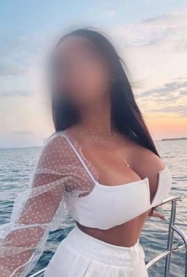 Alina — 4 / 9