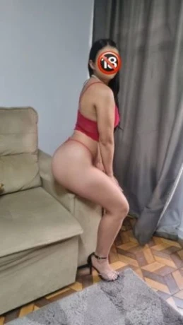 Cassandra Bittencourt — 2 / 5