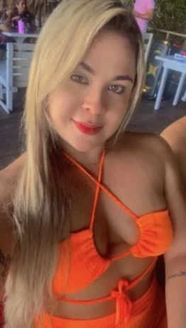 Pamela Mendes — 4 / 5