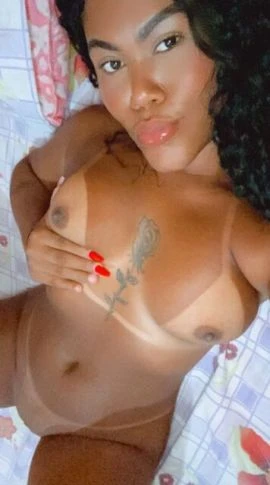 Ivana Luz — 2 / 9