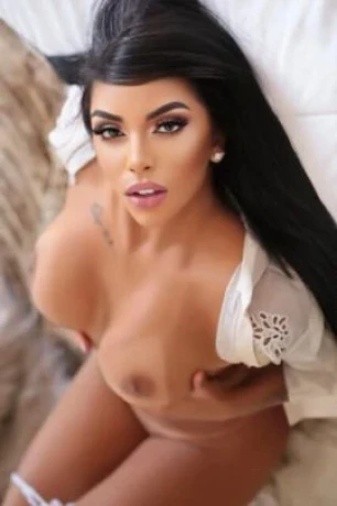 Jaque Oliveira — 8 / 9