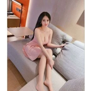 Female Escort — 4 / 5