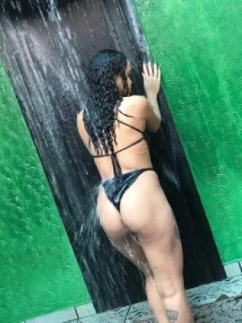 Gabi Lopes — 3 / 5