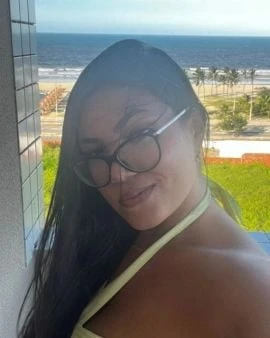 Enola Rodrigues — 4 / 5