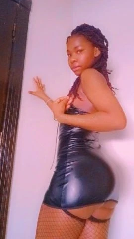 Queen Latifah — 2 / 9