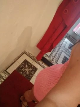 Lara Nunes — 2 / 5