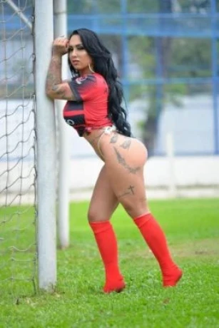 Allana Franco — 4 / 7