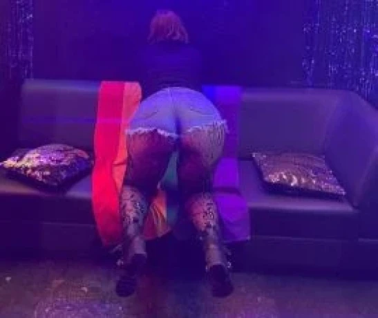 Lilith Moura — 4 / 5