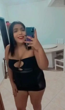 Ana Caroline — 3 / 4