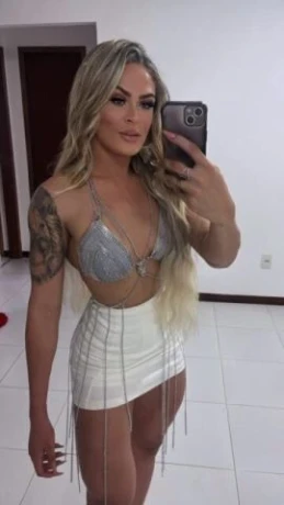 Suellen Ferrari — 5 / 7