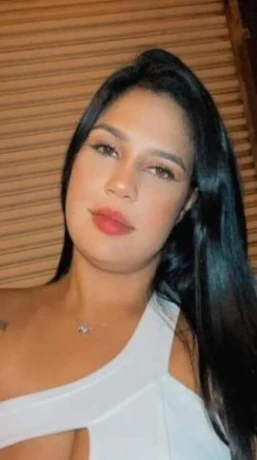 Bianca Castro — 4 / 5