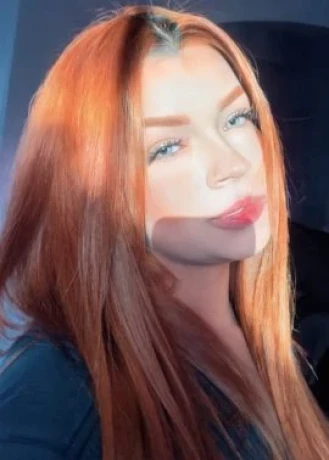 Laura Belchior — 4 / 5