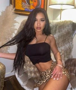 Rebeka, Escort, Milan