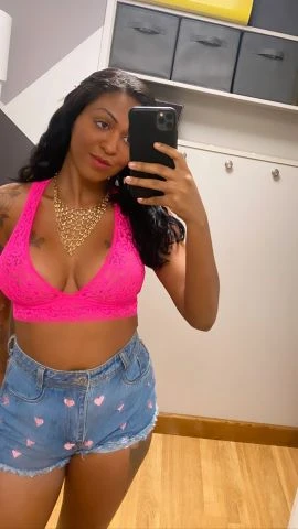 Alicia — 3 / 9