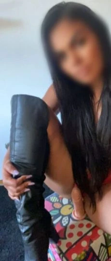 Shindy Menezes, Escort, São Paulo