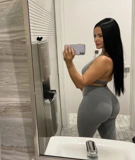 Vyviane — 4 / 6