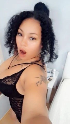 Esmeralda, Escort, Milan