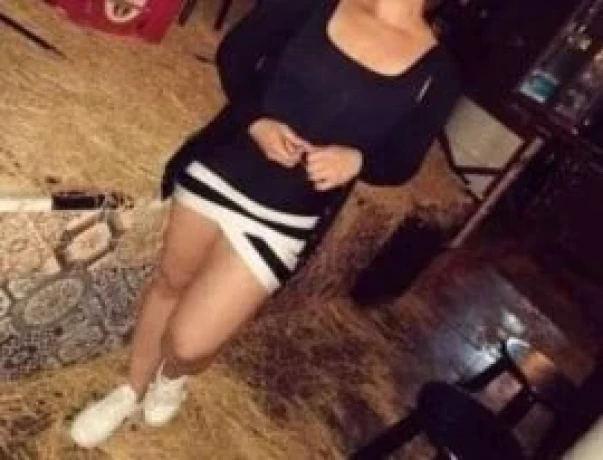 Amanda Andreata — 4 / 5