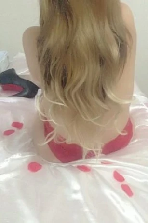 Alessandra Valentine — 2 / 4