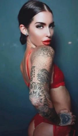 Karol — 8 / 9