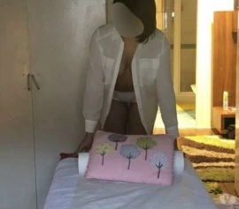 Female Escort — 5 / 9