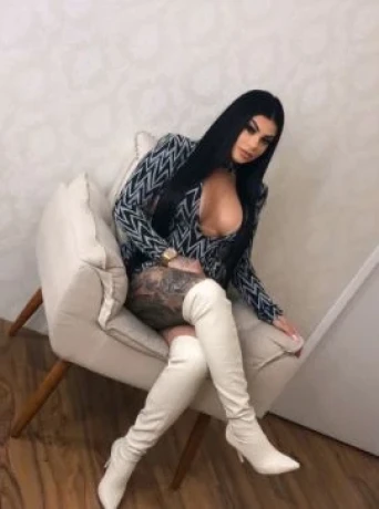 Melissa Tolledo — 5 / 9