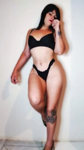 Kelly Santos — 2 / 5