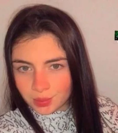 Larissa Silva — 4 / 5