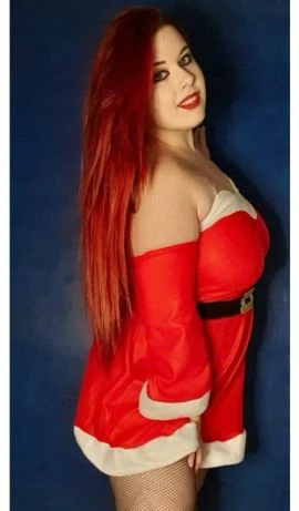 Female Escort — 3 / 5