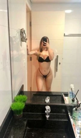 Helena Carvalho, Escort, Parana