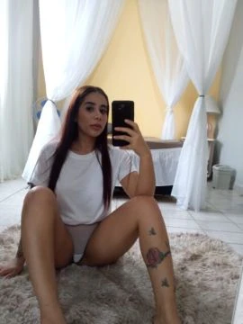 Bianca Mendes — 3 / 5