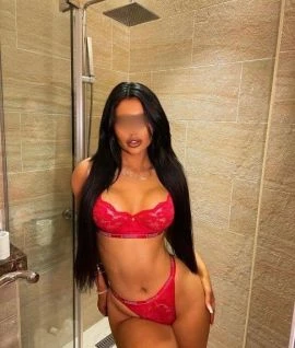 Alya Aysha — 2 / 4