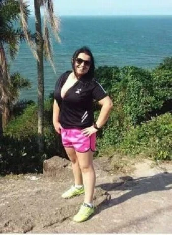 Carol Castro — 4 / 7