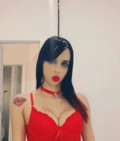 Sabrina Naccari — 2 / 5