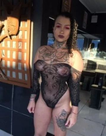 Pamela Diniz — 5 / 6