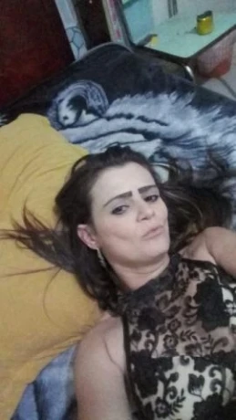 Carla Santos — 8 / 9