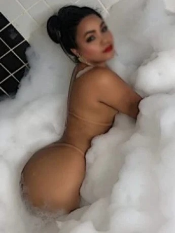 Heloh Dominique — 4 / 8