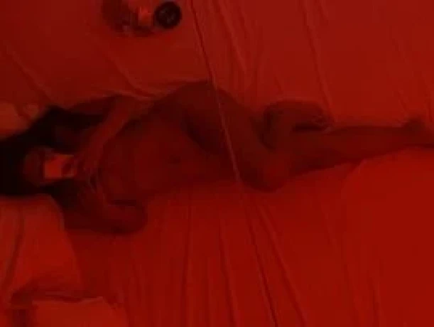 Jhenny Souza — 2 / 4