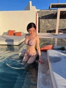 Milana Vk — 7 / 9