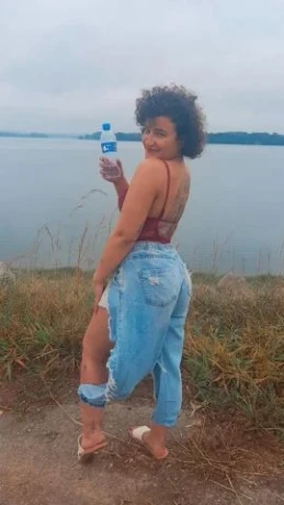 Aninha Castro — 2 / 4