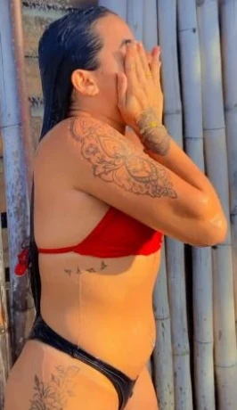 Ingrid Oliveira — 2 / 5