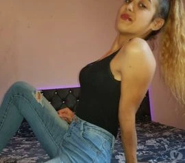 Female Escort — 2 / 4