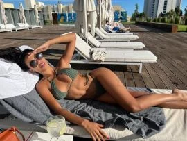 Malu, Escort, London