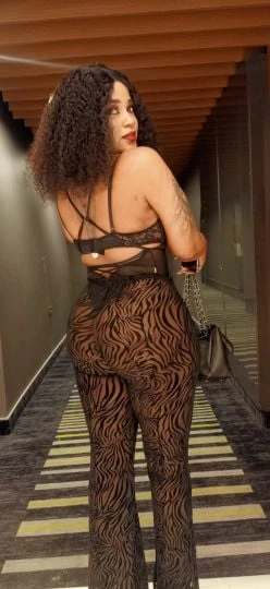 Yasminah, Escort, Istanbul