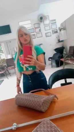 Vivian Silva — 3 / 4