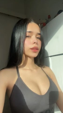 Aditi Singh — 2 / 5