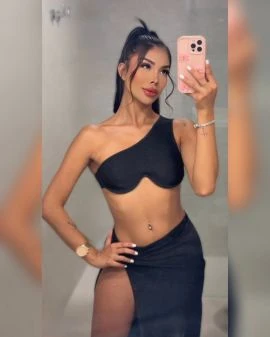 Jazmin — 6 / 9
