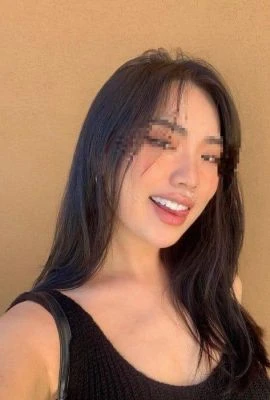 Amina — 2 / 5